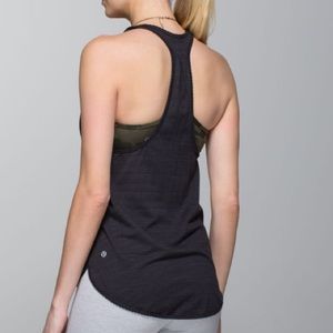 Lululemon 105 F Singlet Tank Top